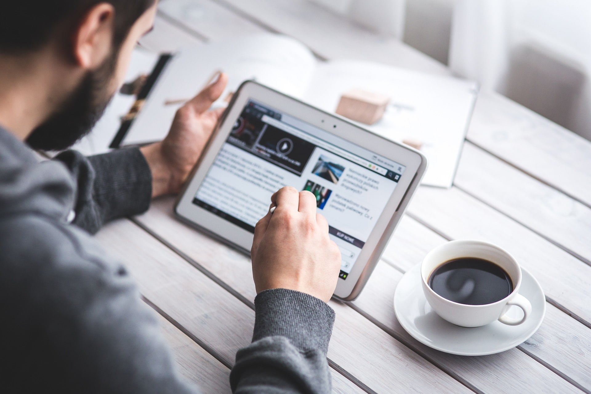 brand_minds_2019_3_marketing_books_better_marketer-min