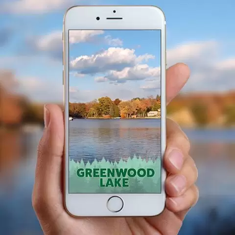 Instagram and Snapchat in the geostickers “battle”