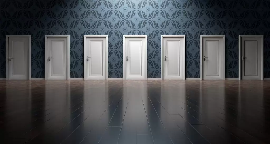 living_in_the_past_damaging_future3-min