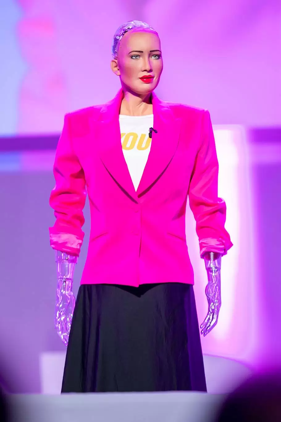 SOPHIA-THE-ROBOT